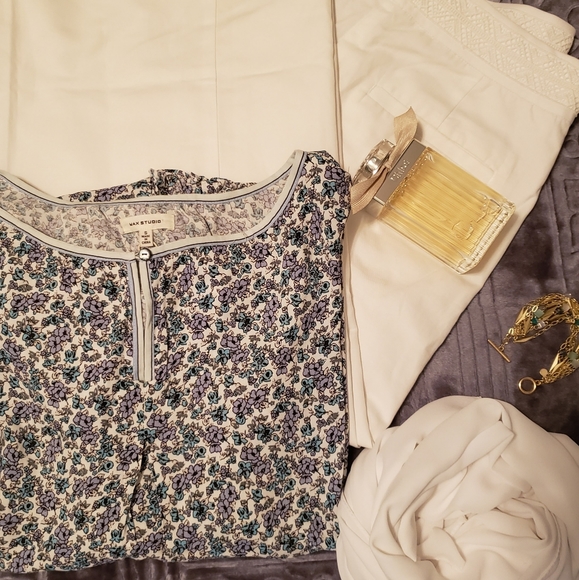 Top - Picture 2 of 3